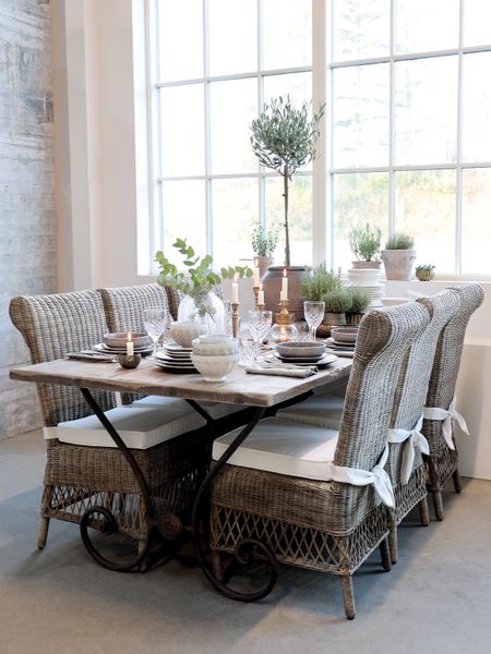 Hovedbilde Fransk flettet spisestol med pute fra Chic Antique