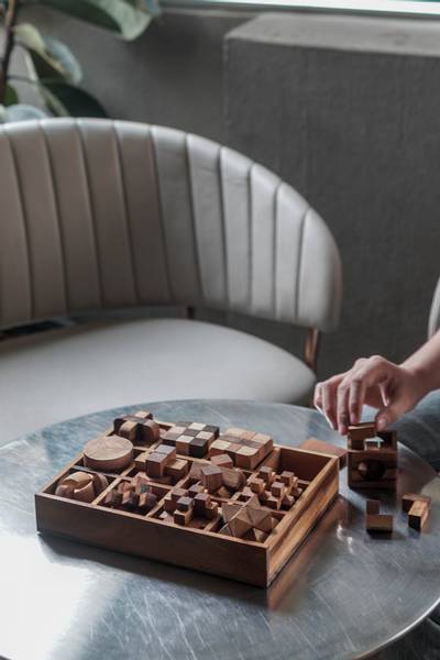 Hovedbilde 12 IQ-nøtter i boks