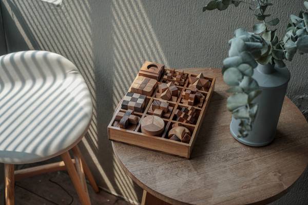 Hovedbilde 12 IQ-nøtter i boks