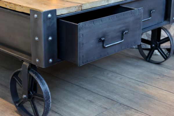 Hovedbilde Sofabord med skuffer fra Chic Antique