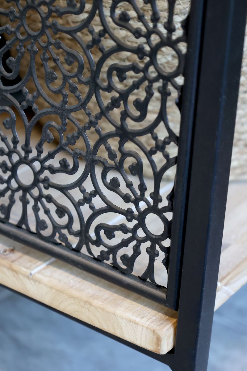Vence reol med 4 hyller fra Chic Antique