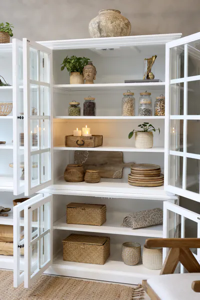 Hovedbilde Marseille hvit Vitrineskap med 8 dører og hyller - Chic Antique