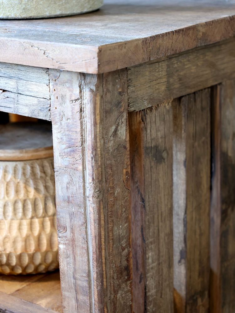 Grimaud Nattbord & Sidebord m. Skuff i Gjenbrukstre – Chic Antique